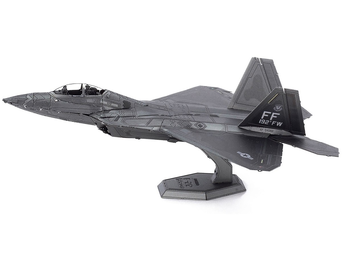 LOCKHEED MARTIN F-22 RAPTOR AIRCRAFT USAF STEEL MODEL KIT BY METAL