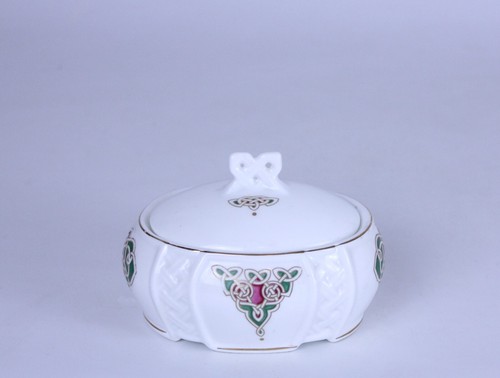 Royal Tara Fine Bone China Trinket Dish with Lid 5" Irish Celtic Design Article - Picture 2 of 9