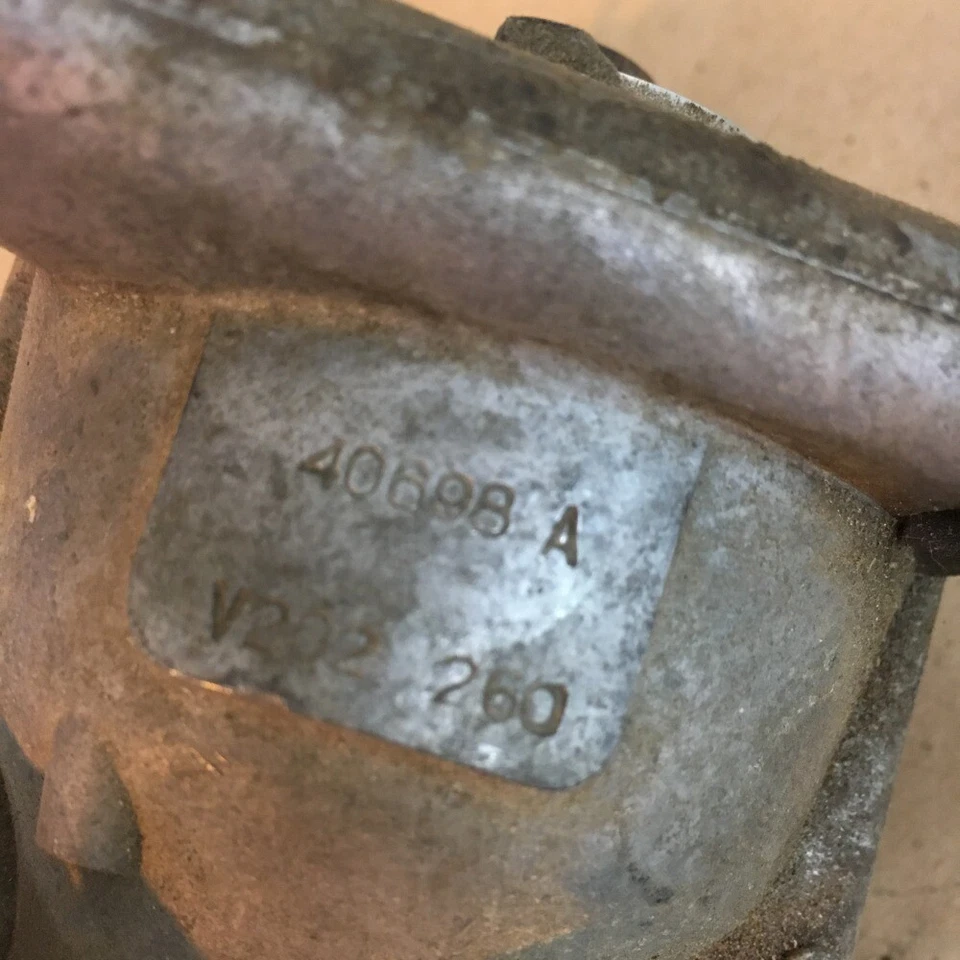 Fabricante de equipos originales 1960-62 Triumph TR3 1955-60 Morgan Plus 4 Lucas Distributor 40698A V202 260 Foto 3 de 4