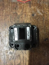 HARLEY-DAVIDON FLH,FX HANDLEBAR SWITCH  HOUSINGS FITTED TO MANY MODELS USED  B26