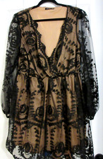 Boohoo Black Lace Overlay with Tan Slip Long Sleeve Mini Dress Women's Size 22