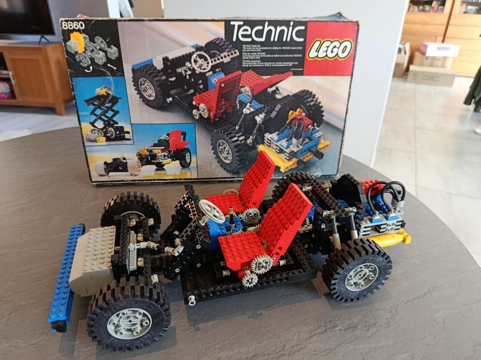 LEGO Technic 8860 Car Chassis, photo 2 sur 5