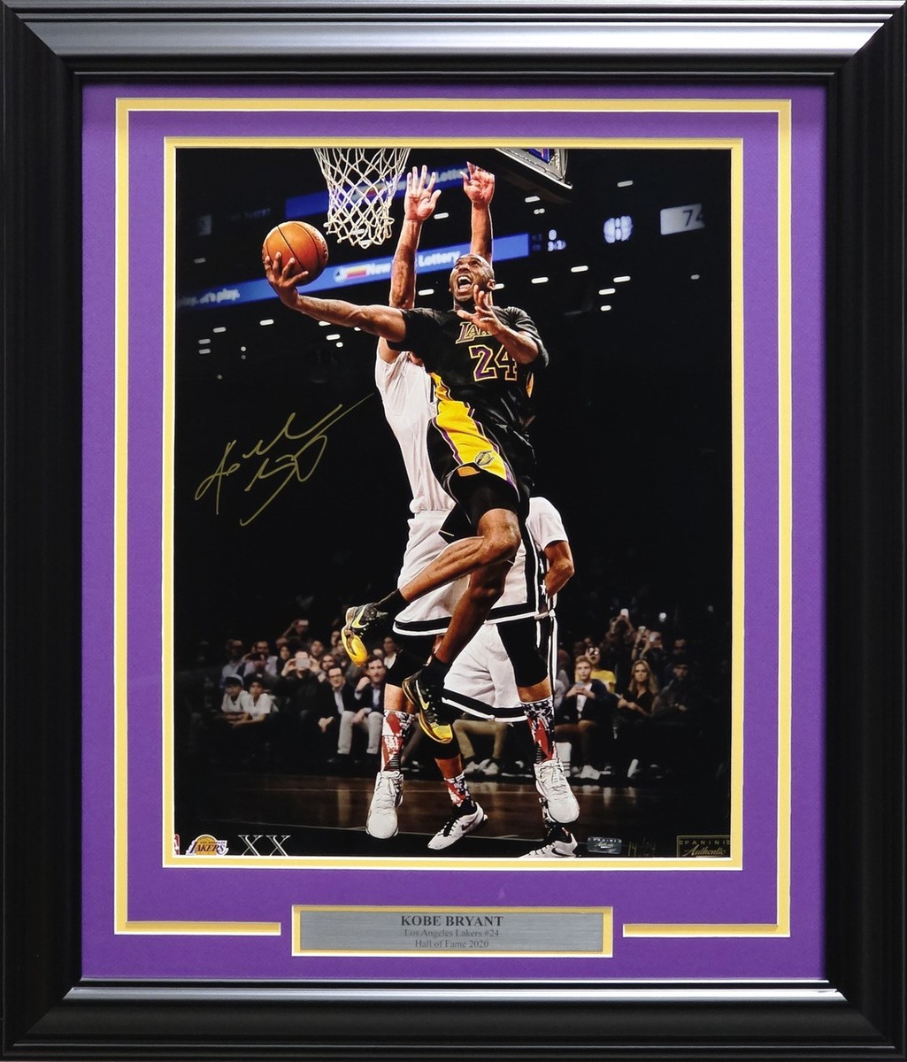 Adam Lister Kobe Bryant ジークレープリントアート Kobe Bryant Signed Jersey Framed