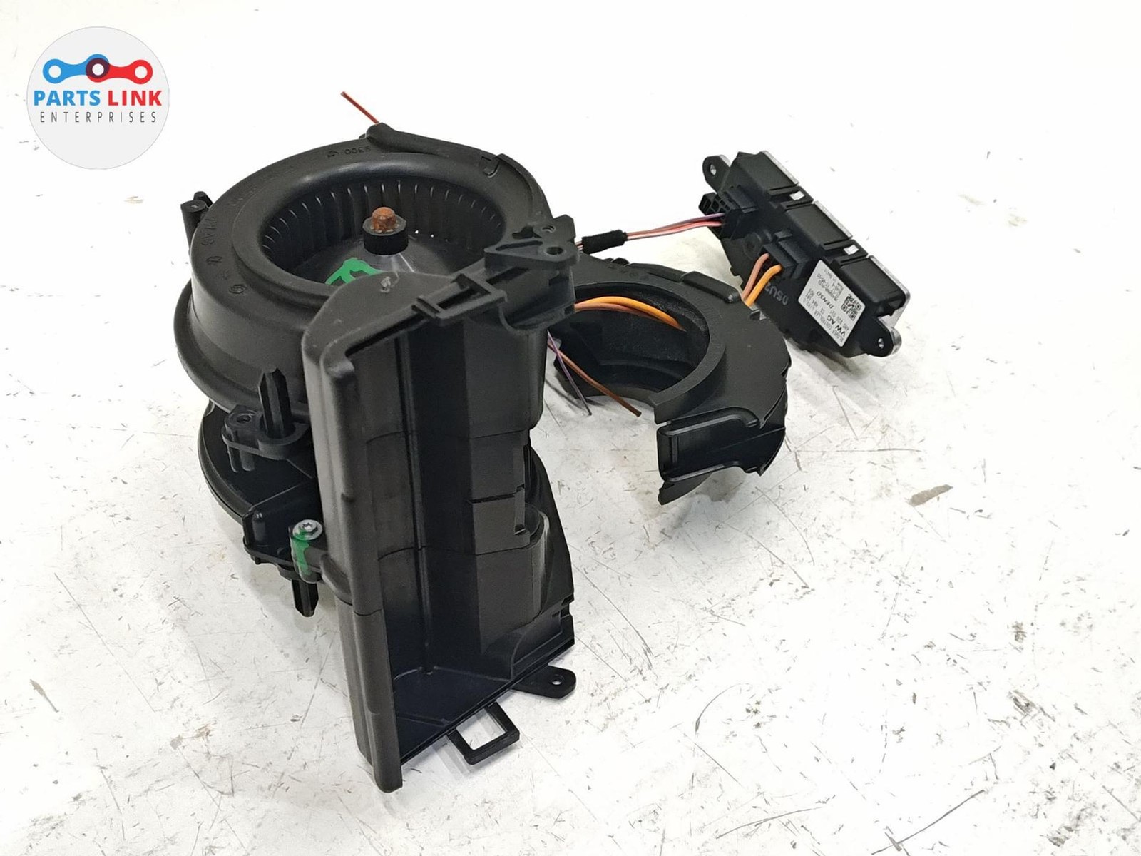 Bentley Bentayga Speed 2017-2020 Rear Blower fan