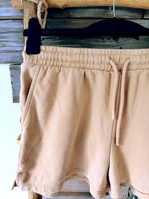 Short von FB Sister Größe L beige Hotpants Sweatstoff mit Schriftdruck