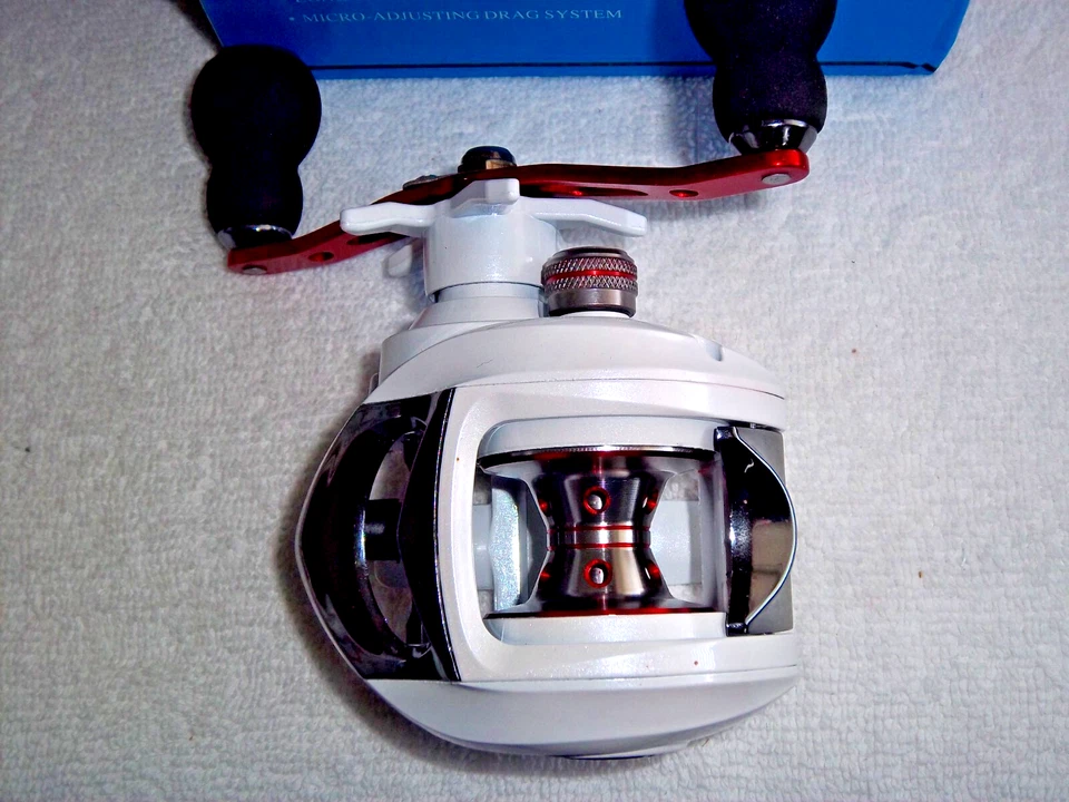 Carrete para mano derecha SOUGAYILANG / 6,3:1, Baitcasting, 7,3 oz / 18+1 BB Foto 4 de 4