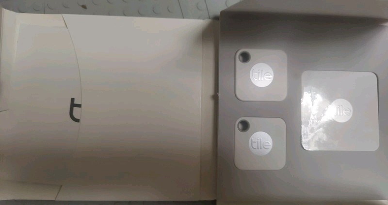 Tile Mates & Slim Combo Item Trackers 4 Pack