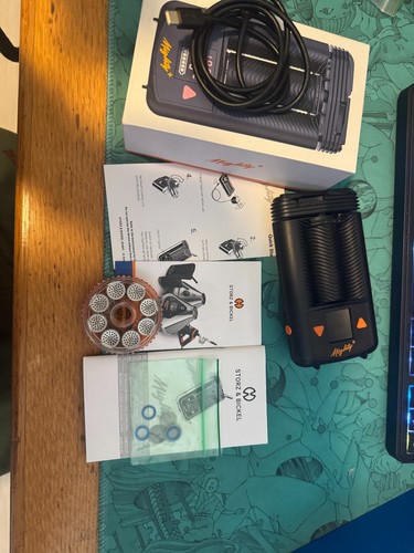 Storz and Bickel - Mighty+ | Vaporizzatore Portatile Nuova versione USB-C - Foto 8 di 8
