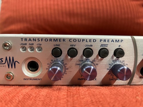 Presonus Eureka Preamp With special A/D card - Picture 7 of 11