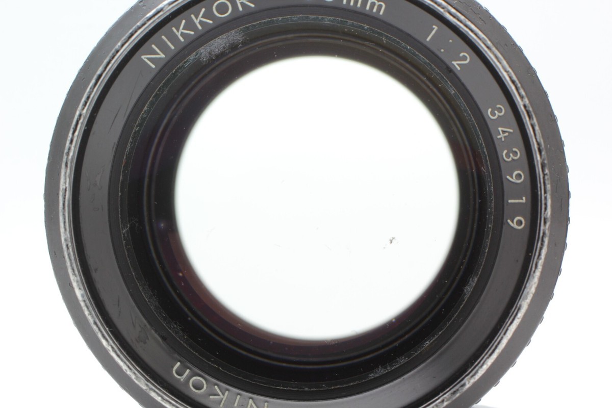 Exc+3】 Nikon Ai-s AIs Nikkor 85mm f/2 MF Portrait Prime MF Lens