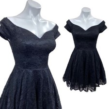 Windsor black Lace off the shoulder mini a-line cocktail dress NWT size small