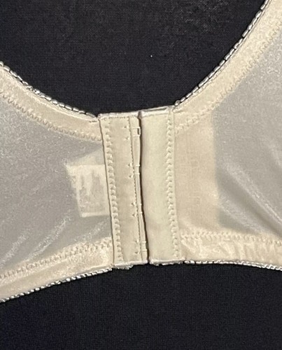 Floral jacquard print Nude (Fawn) Size 50D Venus#7101 Underwire - Picture 3 of 5