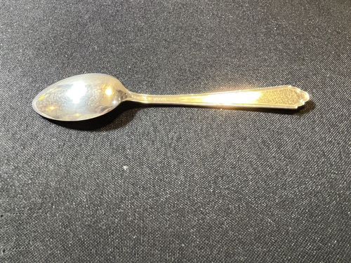 Lunt Sterling Silver Teaspoon William & Mary Monogrammed 18 Grams. ML - Picture 7 of 12