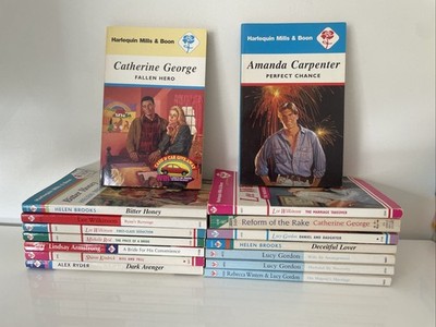 16 Mills And Boon Bulk Paperbacks Books Romance Vintage Mixed