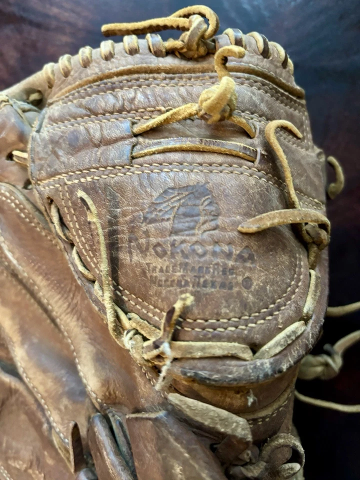 Guante de béisbol Nokona Catchers CM75 lanzamiento para diestros "bloqueo de dedo" Foto 4 de 4