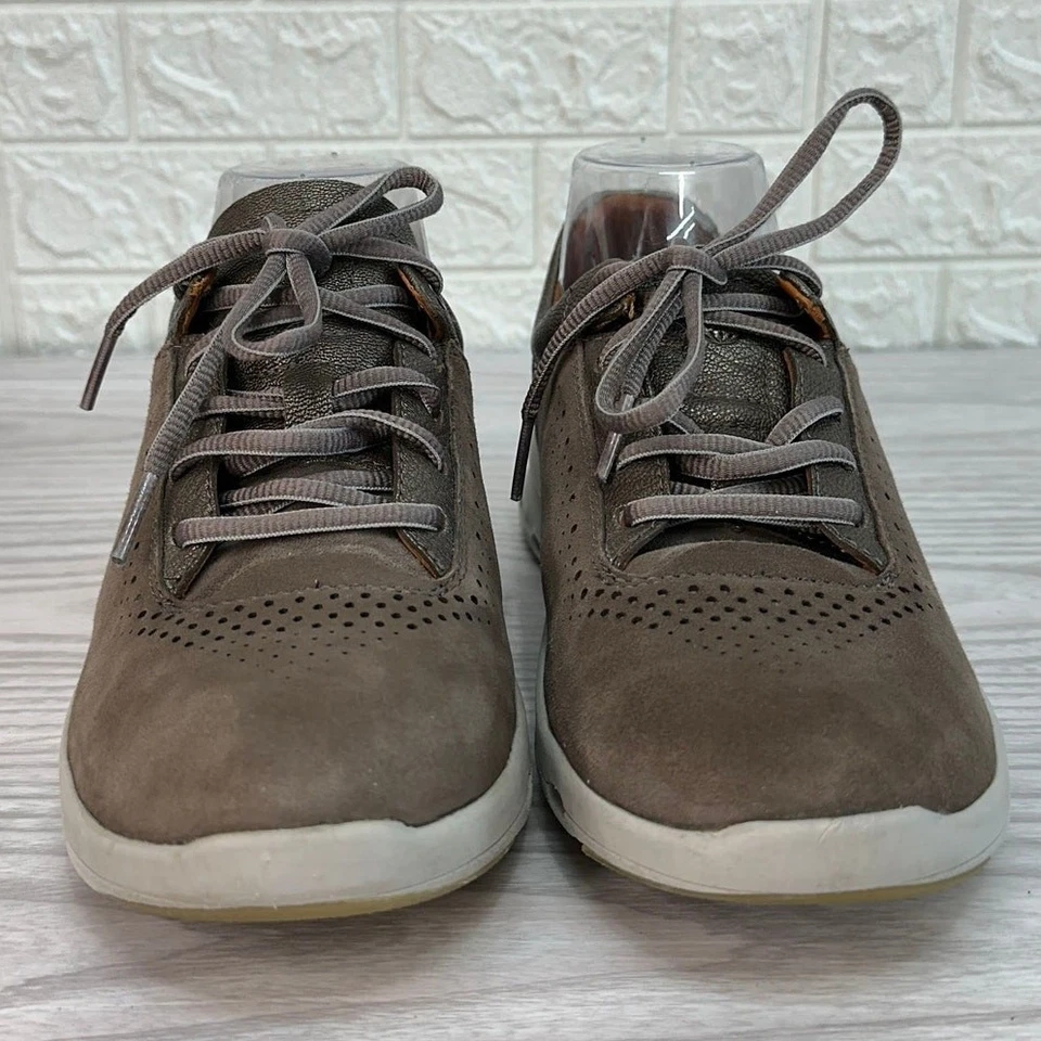 Rockport Shoes WMNS 8.5 CH2886 Nubuck Leather Taupe Lace Up Low Top Sneakers - Image 4 of 4