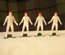 Four Peter Pan Playthings Test Match Diorama Cricket Outfielders 4 pcs
