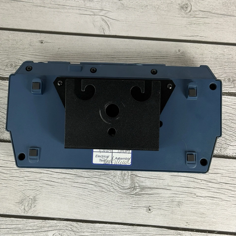 Mezclador de monitor personal Aviom A-16II (A16-II) con montaje y fuente de alimentación Foto 4 de 4