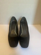 Stuart Weitzman Round Toe Suede Pumps Women's Size 7.5 Black Heels Formal Shoes
