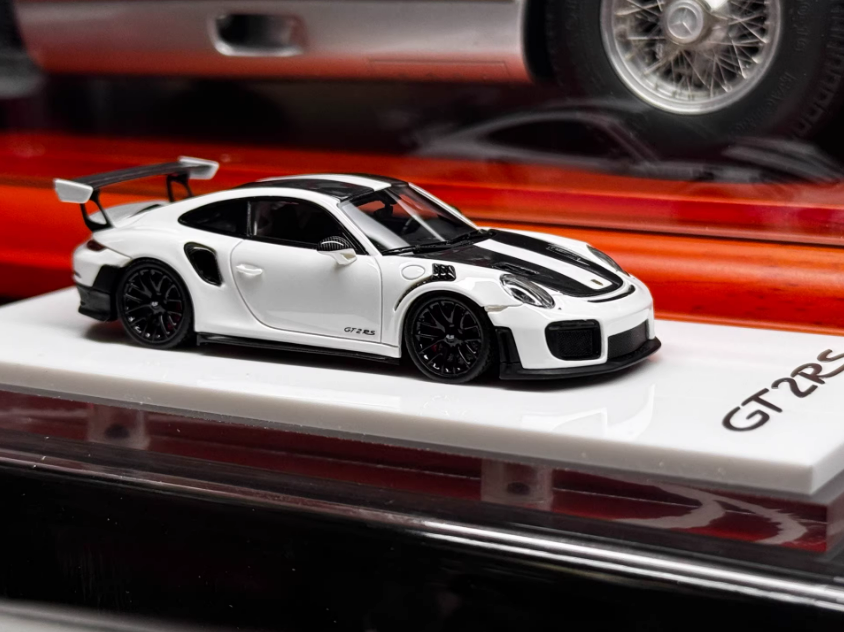 SUHE 1/64　ポルシェ 911 (991) GT2 RS s-l1200.png