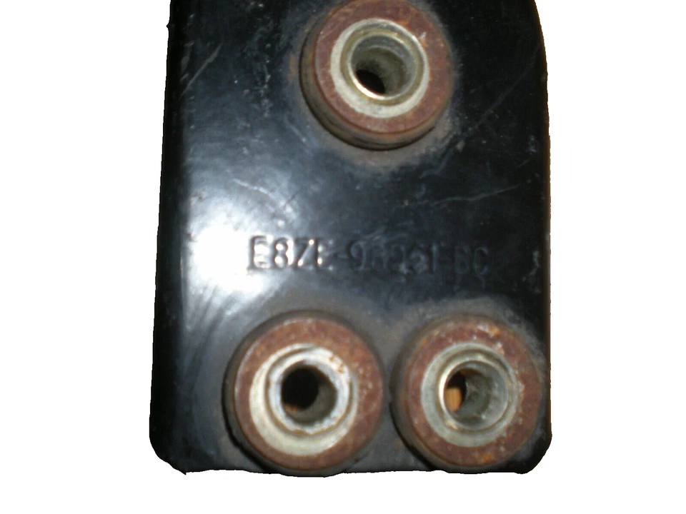 Soporte de flujo de aire masivo usado original Ford Mustang 1989-1993 E8ZE-9B961-BC Foto 2 de 3