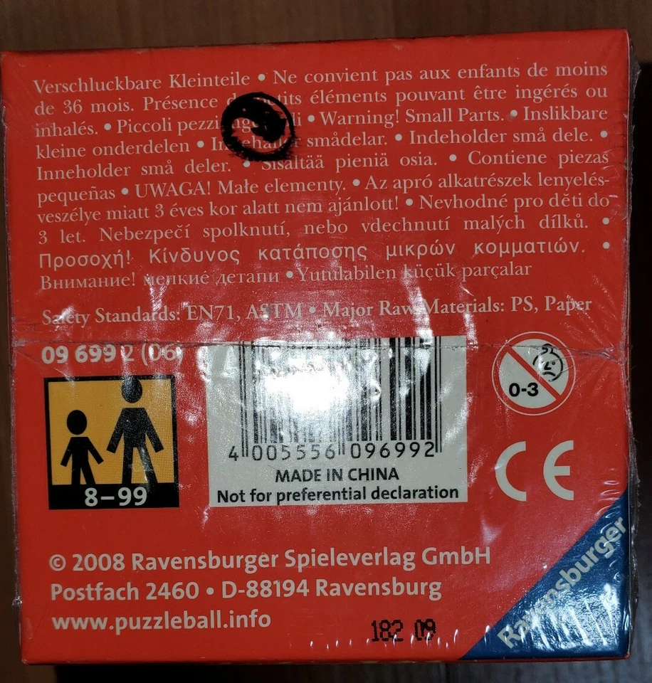 NEW Puzzle Ball Snow in Town Christmas 60 Pieces Ornament Style 3D Puzzle 7CM - Image 3 of 4