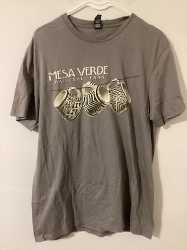 Mesa Verde National Park, mens size large, grey