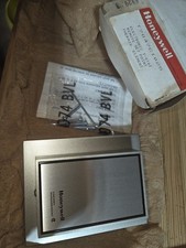 Honeywell T7047C 1025 Electronic Thermostat Sensor NEW 