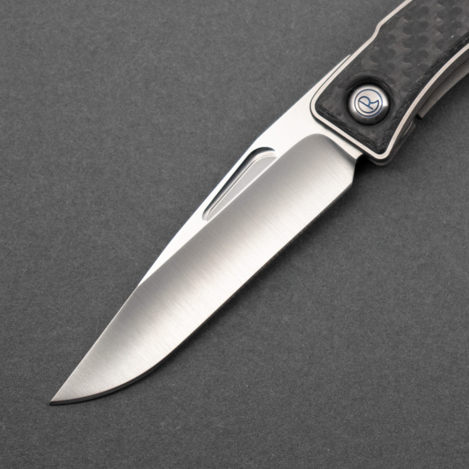 NEW! Chris Reeve Mnandi, Carbon Fiber Inlays (Gen 2), Polished Blade w/ Full Kit