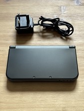 Nintendo “New” 3DS XL Metallic Black - PAL - Including Charger