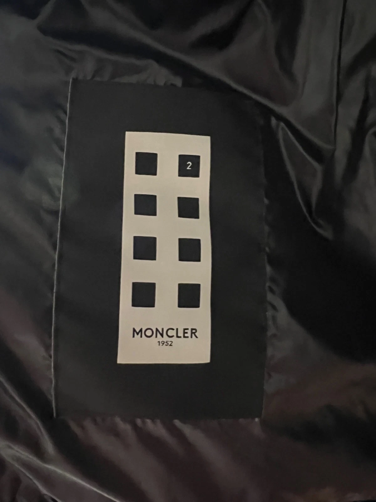 Moncler Lafond Black Nylon Down Jacket Men's Size 2 Hooded Glossy Puffer Jacket - product detail image 8