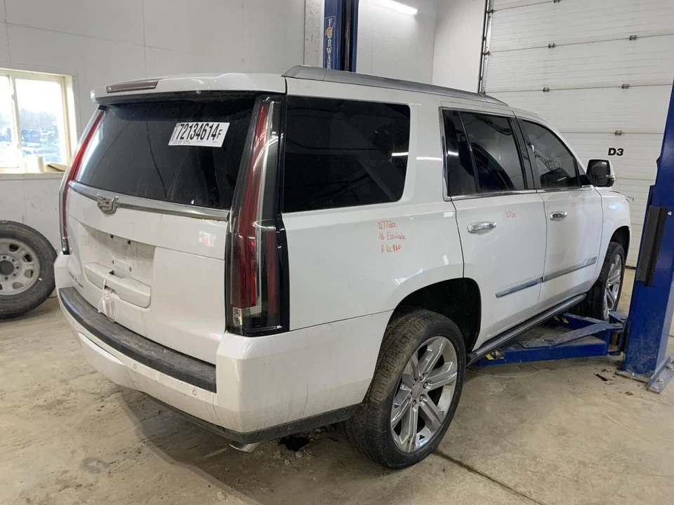 ESCALADE  2016 Jack 945348 - Image 4 of 4