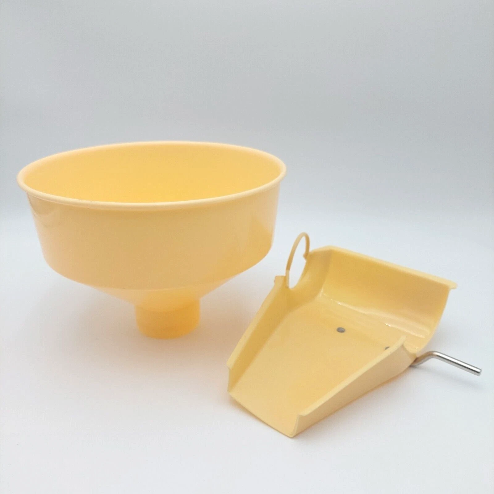 Squeezo Food Strainer Hopper Funnel & Drain Tray Replacement Part