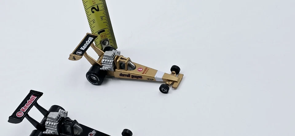 1989 年赛车冠军套装 Eddie Hill、Darrell Gwynn、Big Daddy Dragster 汽车 1: 64 — 第 4/4 张图片