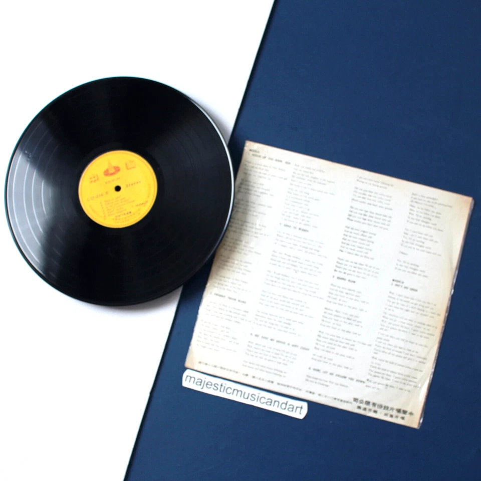 VERY RARE ORIGINAL 1966 BOB DYLAN TAIWAN VINYL LP - Image 4 of 4