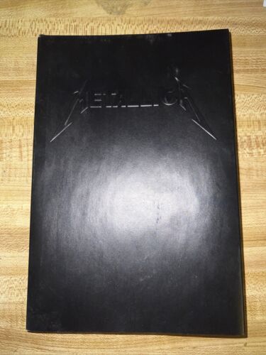 Metallica: The Complete Lyrics di Hal Leonard Corp. Staff (2009, commercio... - Foto 1 di 3