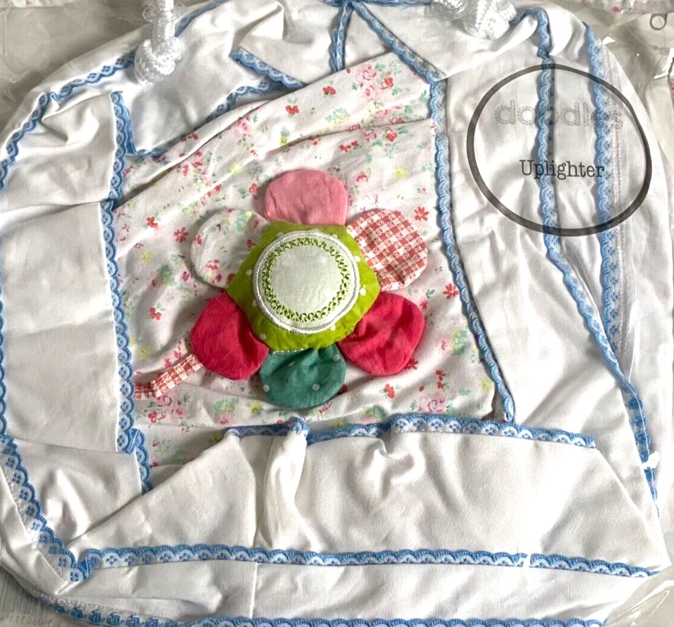 NURSERY UPLIGHTER DITSY FLORAL FABRIC LIGHT SHADE BABY BIZZI GROWIN DOODLES *NEW - Image 2 of 4