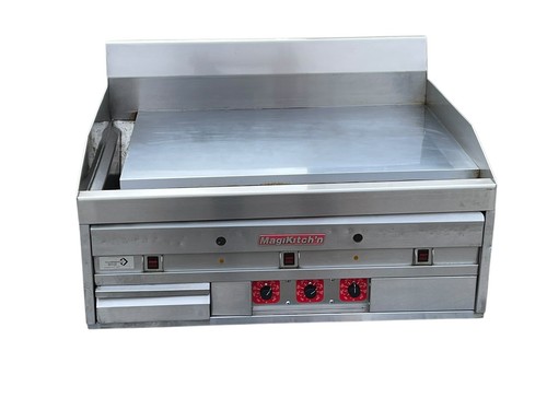 MagiKitch'n MKG-36 36" Natural gas Countertop Griddle with Snap Action Thermo - Picture 2 of 7