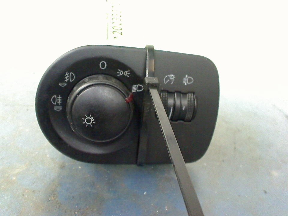 Seat Leon (1P1) 2005 1P1941431B / 1P1941431b LIGHT SWITCH