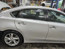(LOCAL PICKUP ONLY) Passenger Rear Side Door Electric Sedan Fits 13-18 ALTIMA 60