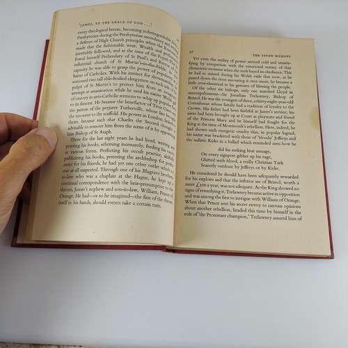 James par la grâce de Dieu Hugh Ross Williamson 1956 Henry Regenery 1ère édition américaine HC - Photo 10/13