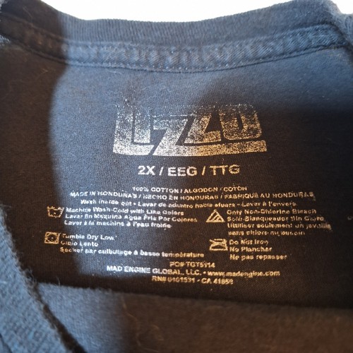 Lizzo Black Graphic Tshirt Portrait Band Tee Crewneck Short Sleeve Size 2X - Picture 3 of 10