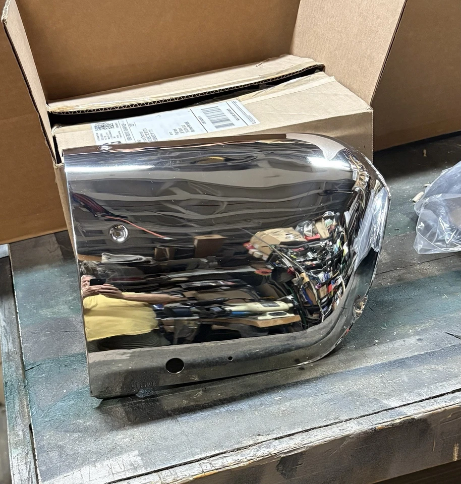 Protectores de grava Studebaker 1950-1951 para sedanes de 4 puertas Foto 2 de 2