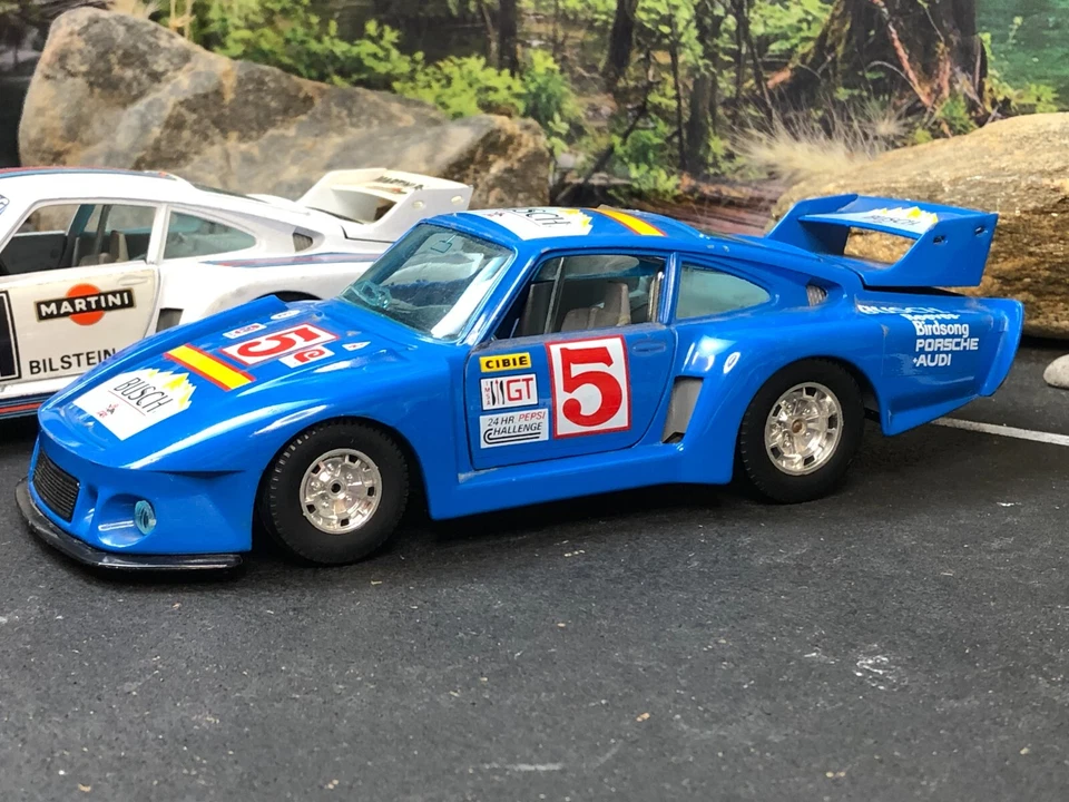 3 coches de carreras de rally imperfectos 1:24 BURAGO diecast AZUL/BLANCO PORSCHE 935TT COMO ESTÁN Foto 3 de 4