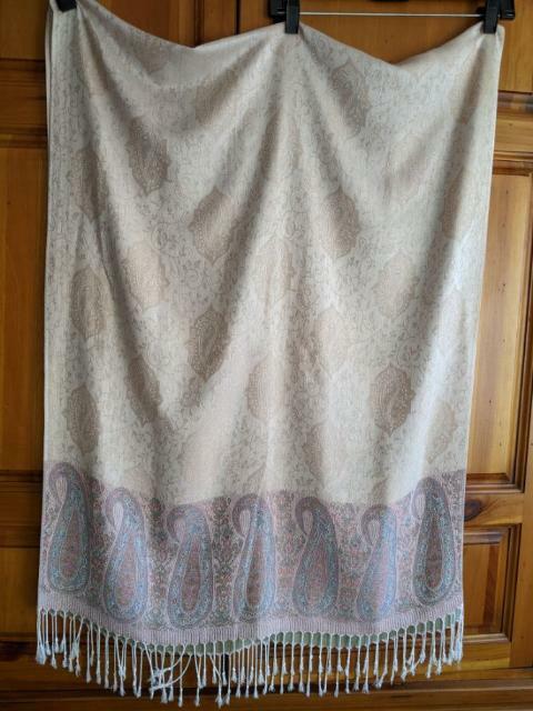 Large Beige w/ Paisley Thick Pashmina Shawl / Wrap / scarf  28 x 72 New