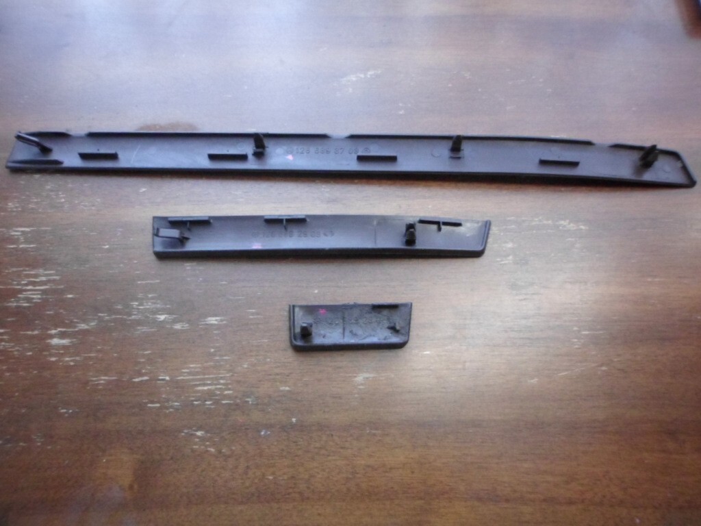 1986 Mercedes-Benz W126 Brabus - Dash Trim Molding Set in Dark Brown