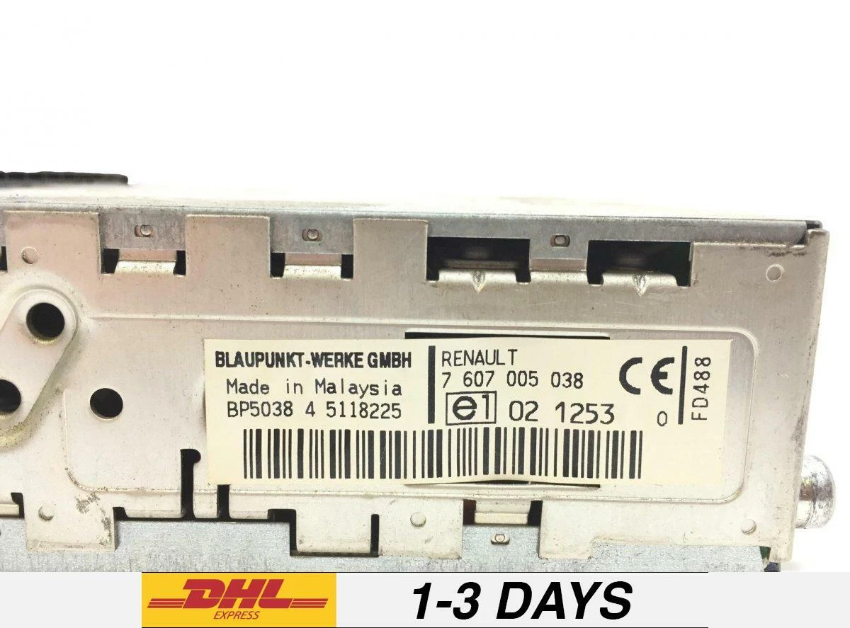 7607005038 5010415658 Radio Blaupunkt 24V From RENAULT TRUCKS 