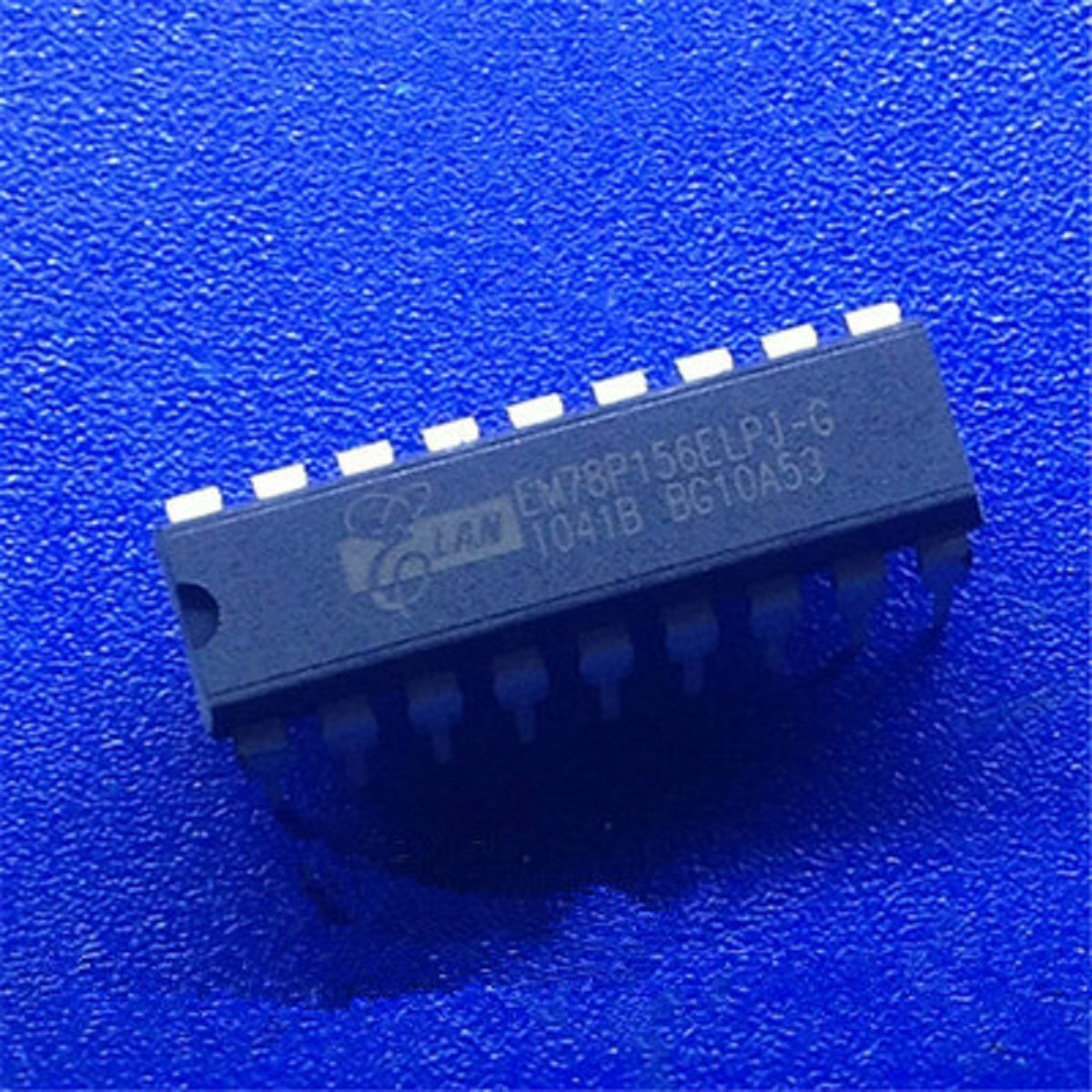 10x HT46R47 Chips DIP18 - Induktionsherd Ersatz Chips