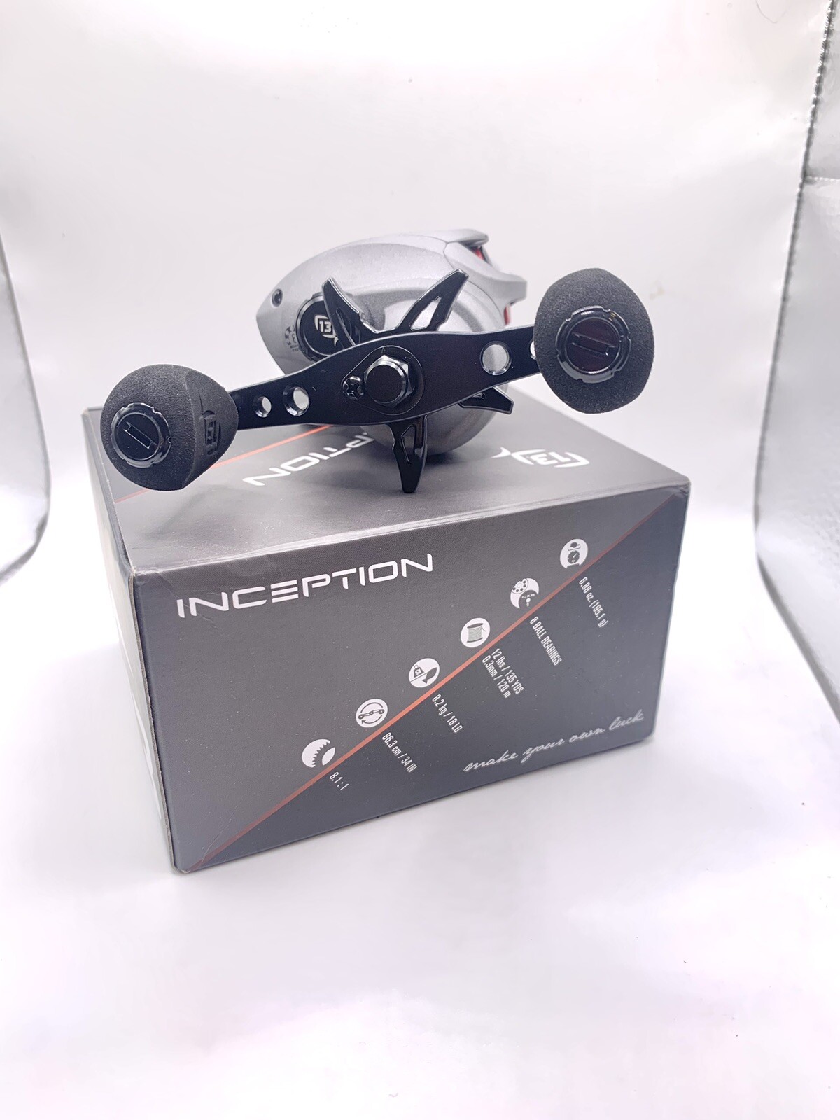13 Fishing &lrm;Inception 8.1:1 RH Baitcast Reel - Gray
