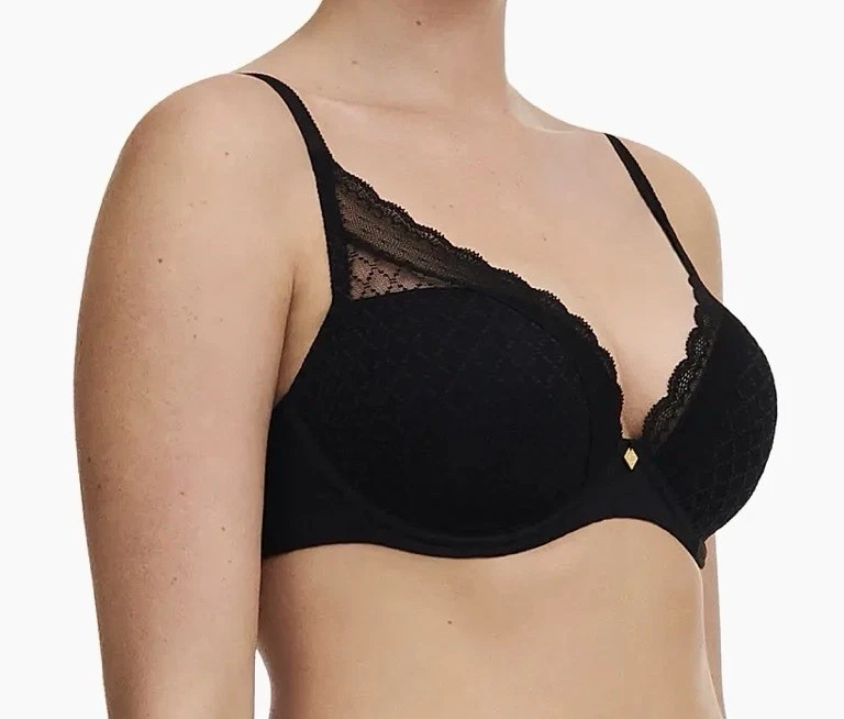 Sujetador Chantelle 13F1 con aros malla sin forro negro cobertura completa talla 32DDDD Foto 2 de 4